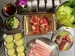 -围炉肉舍丹东海鲜烤肉·烤活鳗(步行街店)