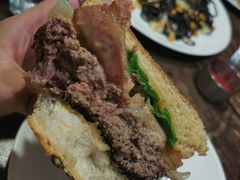 -HIGH FIVE哈福手工汉堡(桂林路店)