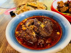-冯烫烫跷脚牛肉·川菜小馆(武胜西街店)