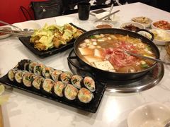 部队火锅-郑阿姨的家·이모네·韩料&烤肉(武川路店)