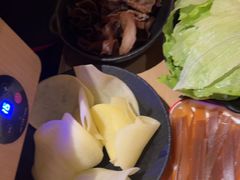 -晓宇重庆火锅(西安荟聚店)