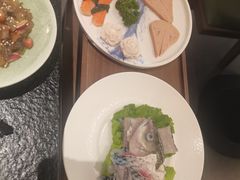 -得意咚瓜·顺德鱼生·冬瓜火锅(深圳首店)