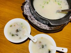 皮蛋瘦肉粥-粤域茶餐厅