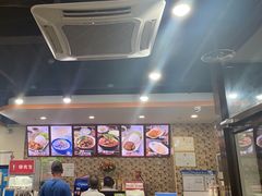 -李先生牛肉面大王(北京站售票厅餐厅)
