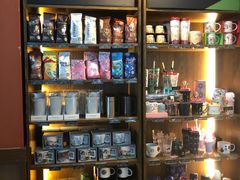 -星巴克(汤臣国贸大厦店)