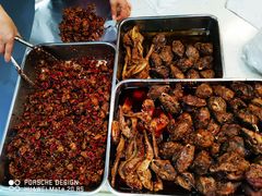 -八一路好吃街(雨田商务大厦店)