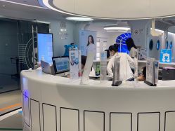 -唯儿诺儿童医院·儿科·眼科·口腔(海岸城店)