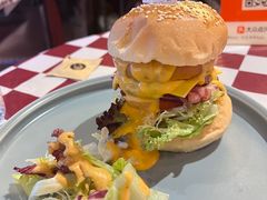 -鲨鱼美式餐厅酒吧Sharky