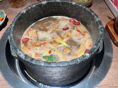 -蘑界·野生菌火锅(深业上城店)