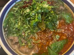 -云阿蛮云南生烫牛肉米线(奉贤路店)