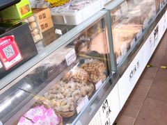 面包甜点陈列柜-闻酥园(大慈寺店)