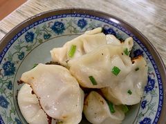 -无名氏宵夜小摊(祝家三姐妹馄饨店)