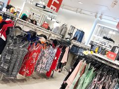 -H&M(天一广场店)