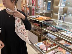-万事利丝绸(杭州大厦店)