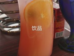 -香格里拉鱼跃地中海西餐厅·牛排披萨