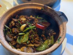 -八府香鸭·啫啫煲(华山路店)