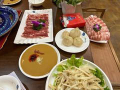 -爱新觉罗福臨火锅馆(万科滑雪场店)