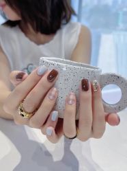 -桃色美甲沙龙