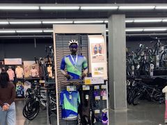 -迪卡侬(越秀公园店)