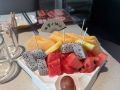-海底捞火锅鲜切牛肉主题店(长寿路店)