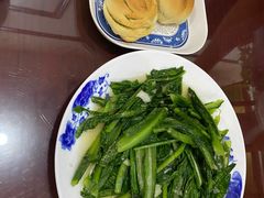 蒜茸油麦菜-范记靖远羊羔肉(博物馆店)