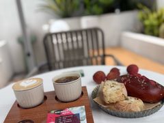 -YEEGIN COFFEE也径咖啡