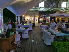 -证大大拇指广场(芳甸路店)