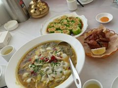 -泉龙渔村·粤式早茶·金牌烧鹅(中山三乡店)