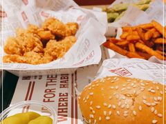 -The Habit Burger Grill 哈比特汉堡(复兴soho店)