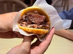-闫家驴肉老店(华电一校店)
