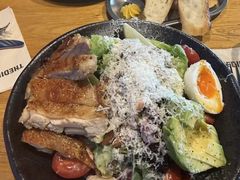 鸡肉牛油果沙拉-The Diner X餐厅(青岛万象城店)