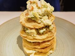 牛油果三文鱼龙虾塔-食廬NOBLE(港汇店)