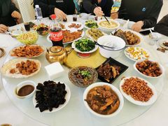 -何适山庄 ·可团建(水长城P2停车场店)