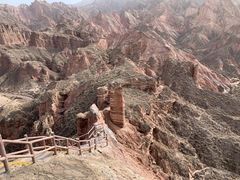 -冰沟丹霞旅游景区