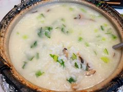 干贝排骨粥-粤仔湾砂锅粥(金太湖店)