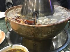 -楼外楼肥羊木炭火锅居(乐群街店)