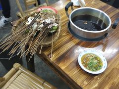 -咏勝锑锅麻辣烫(净居寺路总店)