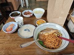 -蟹黄鱼·海派深夜面馆(江湾里店)