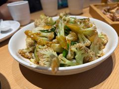 -关东小磨东北菜(上海长风大悦城店)