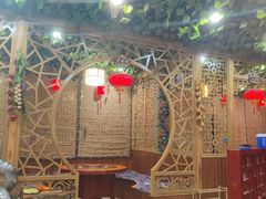 -袁小二大东北铁锅炖(吉祥村总部)