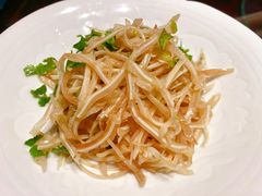 -梅龙镇酒家(南京西路总店)