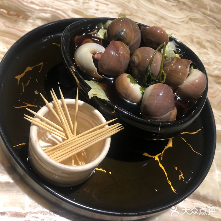 卤肉饭，一般般，饭也不是特别好