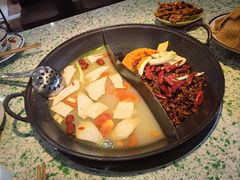 -鸿姐老火锅(疁城新天地店)
