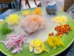 -得意咚瓜·顺德鱼生·冬瓜火锅(深圳首店)