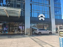 -蔚来中心(北京中关村店)