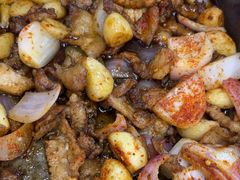 -老东镇啤酒屋海鲜加工·蒸汽海鲜·海鲜烧烤(台东店)