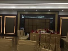 -黄埔华苑酒家(黄埔店)