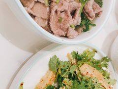-犇逸·乐山跷脚牛肉·四川现炒(览海店)