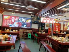 大堂-重庆楊門机场老火锅(20年老店两路总店)