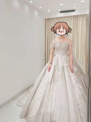 -拉瑞娜LaReine婚纱礼服高级定制